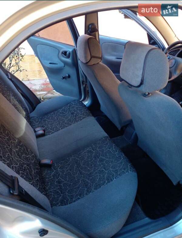 Седан Daewoo Lanos 2004 в Заставной фото 3 Седан Daewoo Lanos 2004 в Заставной