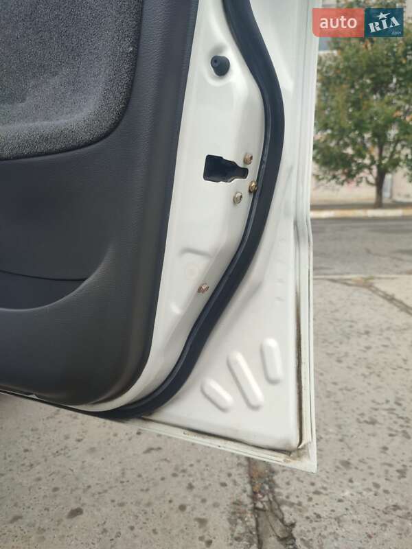 Хэтчбек Daewoo Lanos 2004 в Херсоне