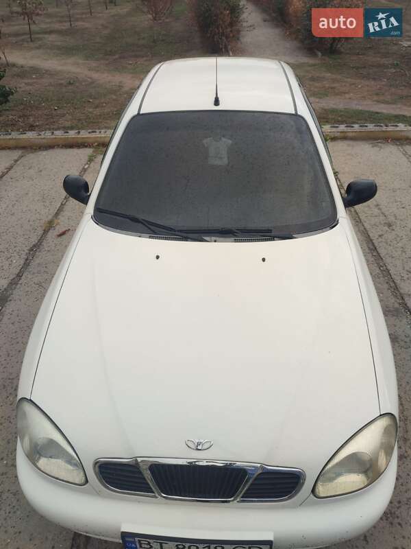 Хэтчбек Daewoo Lanos 2004 в Херсоне