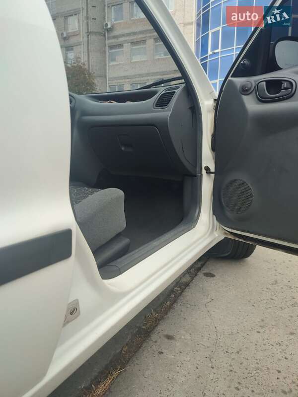 Хэтчбек Daewoo Lanos 2004 в Херсоне