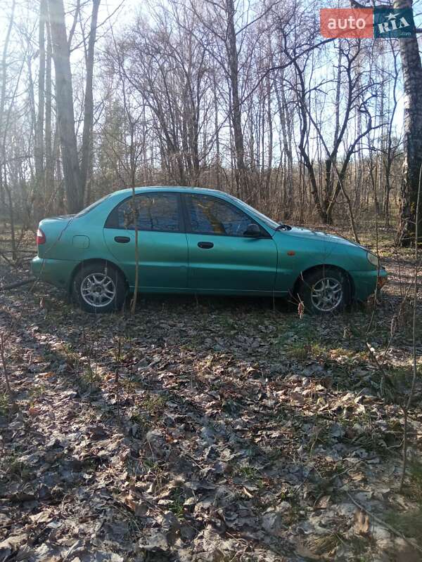 Седан Daewoo Lanos 1998 в Нежине
