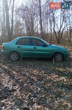 Седан Daewoo Lanos 1998 в 