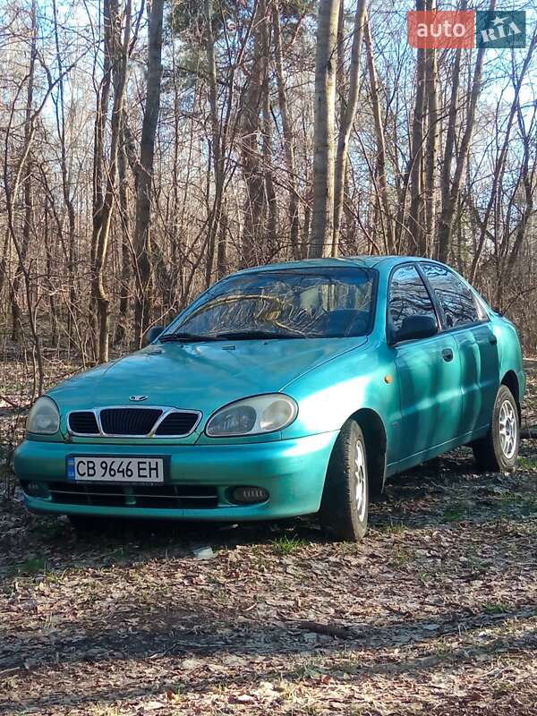 Седан Daewoo Lanos 1998 в 