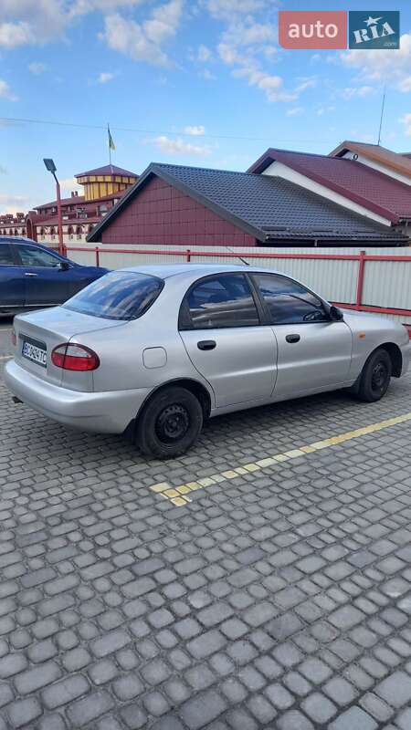 Седан Daewoo Lanos 2005 в Львове