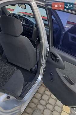 Седан Daewoo Lanos 2005 в Львове