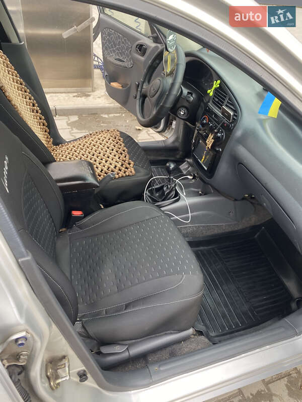 Седан Daewoo Lanos 2003 в Тернополе