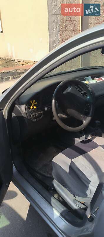 Седан Daewoo Lanos 2006 в Нетішині