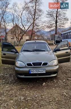 Седан Daewoo Lanos 2004 в 