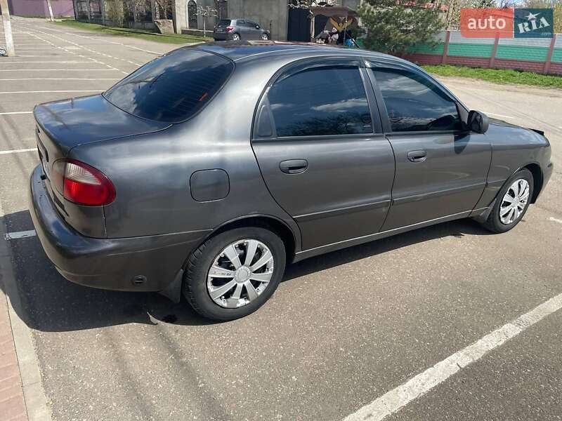 Седан Daewoo Lanos 2006 в Доброславі