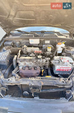 Седан Daewoo Lanos 2006 в 