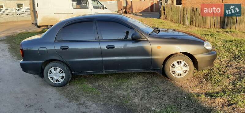 Седан Daewoo Lanos 2011 в Сумах