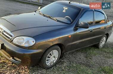 Седан Daewoo Lanos 2011 в 
