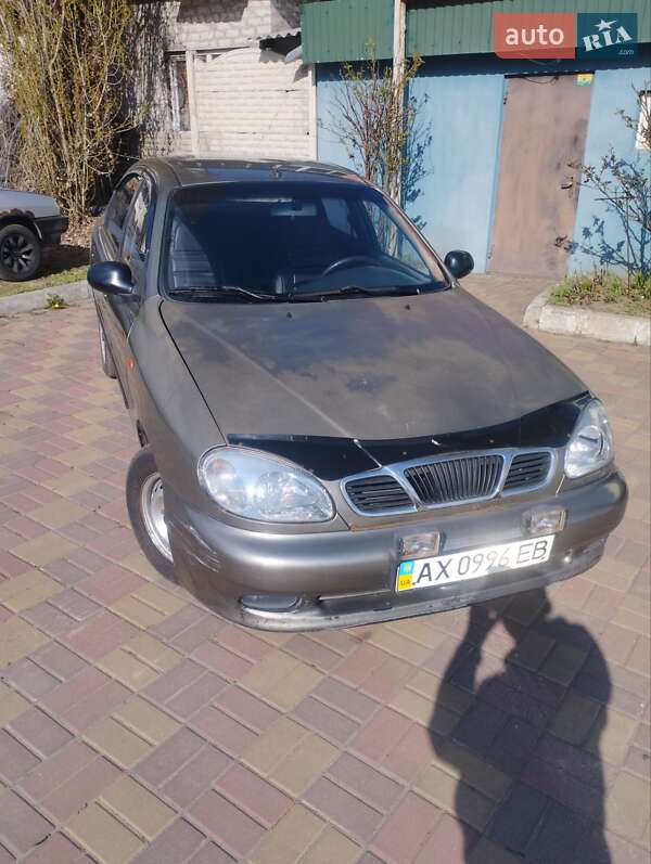 Седан Daewoo Lanos 2003 в Харкові