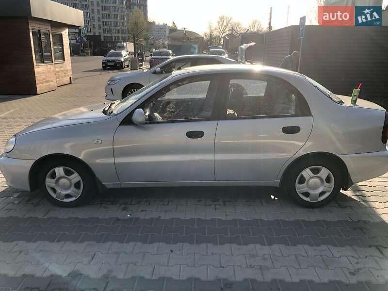 Daewoo Lanos 2013