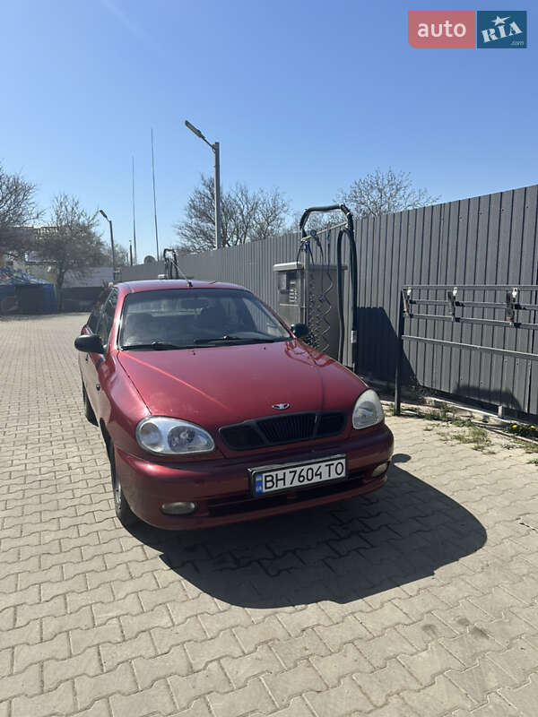 Седан Daewoo Lanos 2005 в Южном фото 2 Седан Daewoo Lanos 2005 в Южном