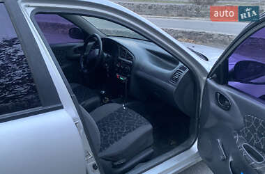 Седан Daewoo Lanos 2002 в 