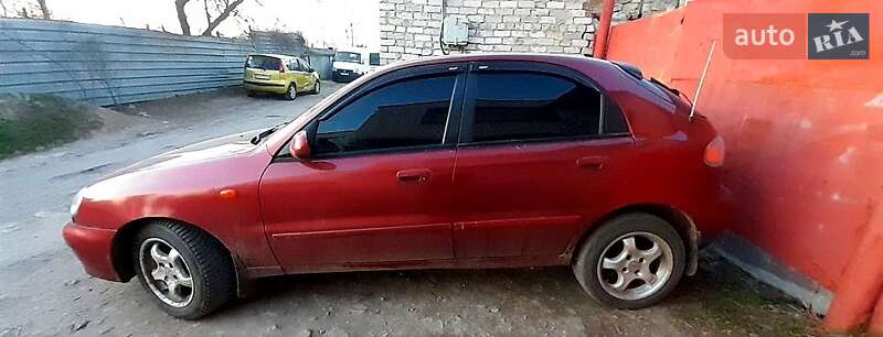 Хетчбек Daewoo Lanos 2002 в 