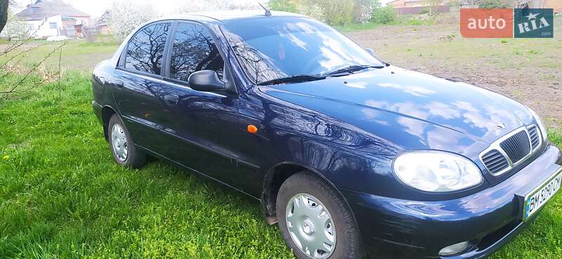 Седан Daewoo Lanos 2004 в Ромнах