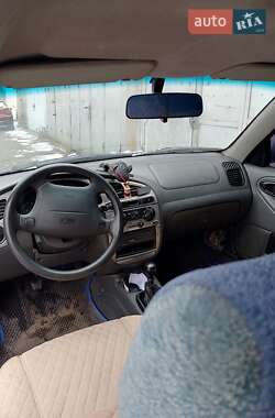 Седан Daewoo Lanos 2005 в 