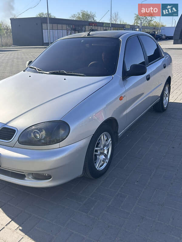 Седан Daewoo Lanos 2006 в Днепре