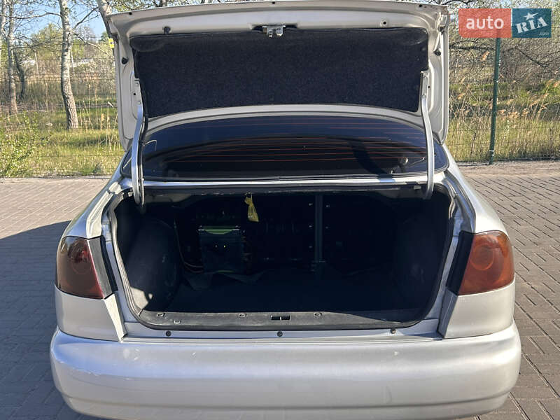 Седан Daewoo Lanos 2006 в Днепре
