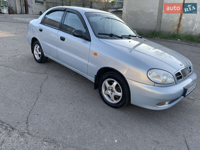 Седан Daewoo Lanos 2005 в Николаеве