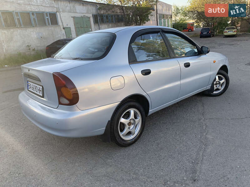 Седан Daewoo Lanos 2005 в Николаеве