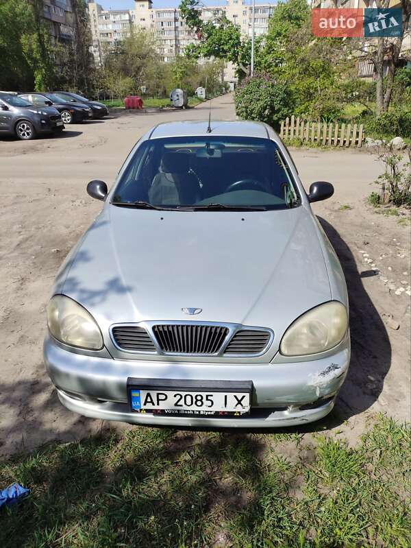 Седан Daewoo Lanos 2003 в Киеве
