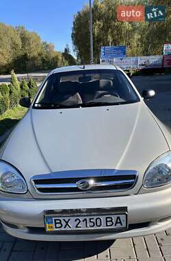 Седан Daewoo Lanos 2009 в 