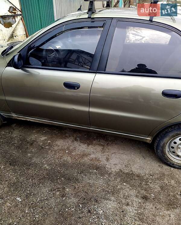 Седан Daewoo Lanos 2007 в Чугуєві