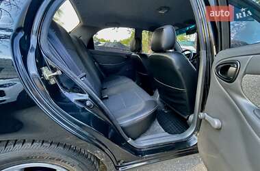 Седан Daewoo Lanos 2011 в 