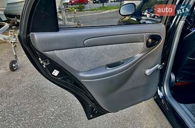 Седан Daewoo Lanos 2011 в 