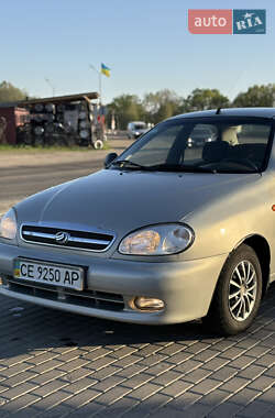 Седан Daewoo Lanos 2010 в 