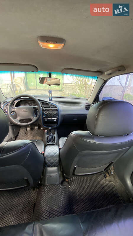 Седан Daewoo Lanos 2003 в Харькове