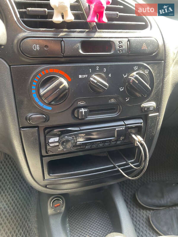 Седан Daewoo Lanos 2008 в Запоріжжі