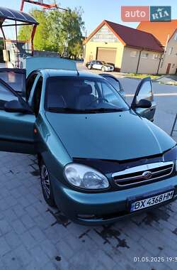 Седан Daewoo Lanos 2009 в Городку