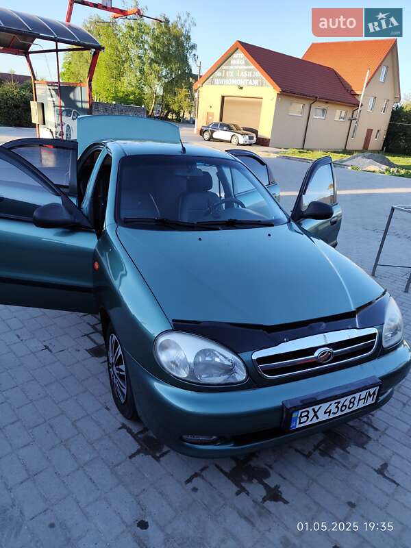 Седан Daewoo Lanos 2009 в 