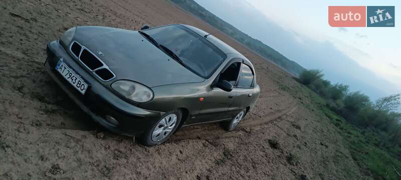 Седан Daewoo Lanos 2003 в Галиче