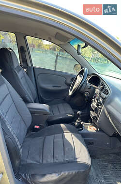 Седан Daewoo Lanos 2005 в 