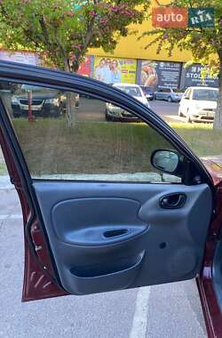 Седан Daewoo Lanos 2009 в 