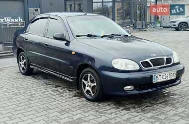 Седан Daewoo Lanos 2004 в Новом Буге