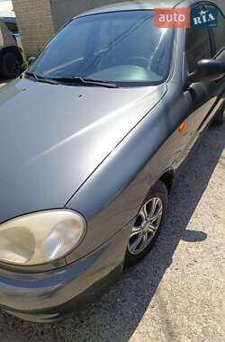 Седан Daewoo Lanos 2001 в Николаеве