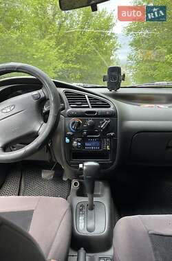 Седан Daewoo Lanos 1998 в 