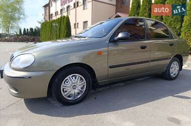 Седан Daewoo Lanos 2004 в 