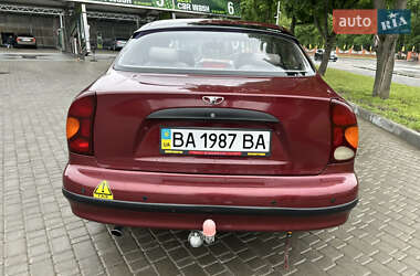 Седан Daewoo Lanos 2011 в 