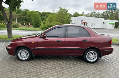 Седан Daewoo Lanos 2011 в 