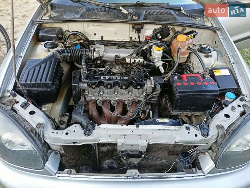 Седан Daewoo Lanos 2006 в Березовке