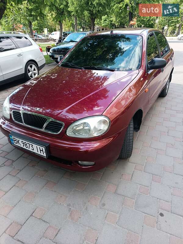 Седан Daewoo Lanos 2003 в 