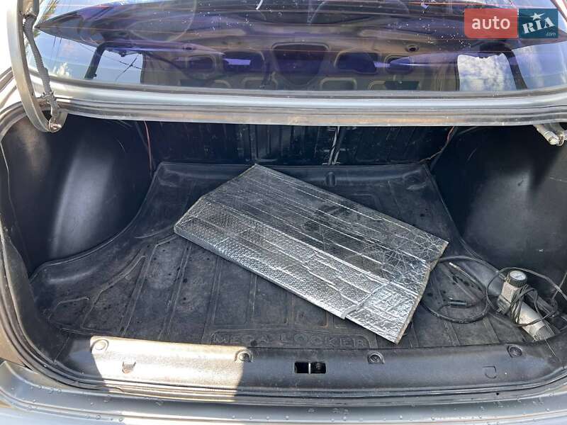 Седан Daewoo Lanos 2004 в Запорожье