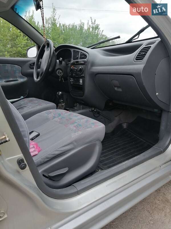 Седан Daewoo Lanos 2001 в Трускавце